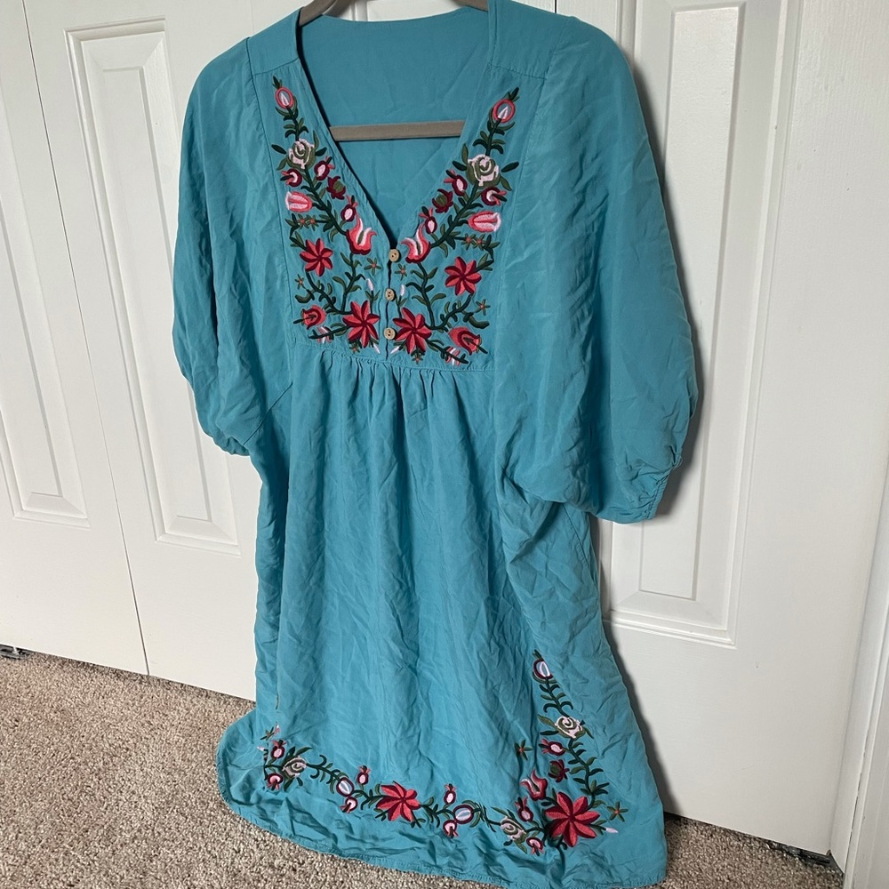 Embroidered tunic shirt / mini dress